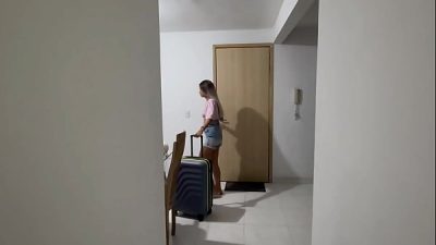 Babe folla duro chorros enormes y disfruta de un facial de semen masivo con la polla más grande del mundo-PORNO EN ESPANOL