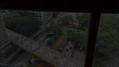 Essa noiva de grelo grande adora trepar com homens fora do relacionamento