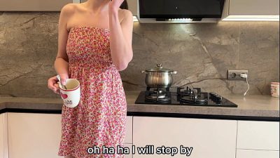 Stepmom Gets Horny From Stepson With His Girlfriend And Brazenly Climbs On His Cock – Russian Amateur With Conversations And English Subtitles