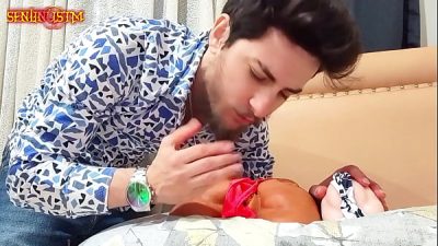 Yakışıklı erkeğe amını veren kızlar Türk Sikiş