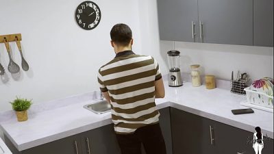 Venecas Ladronas se meten a una casa y convencen al dueño con mucho sexo para llevarse todo al final