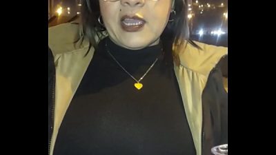 ME FOLLO A MADURA VENEZOLANA QUE CONOZCO EN FIESTA