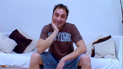 Young french bitch sucking an fuckin with spanish big cock