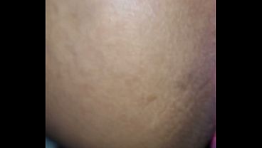 Foi só no cu da venezuelana coroa baixinha